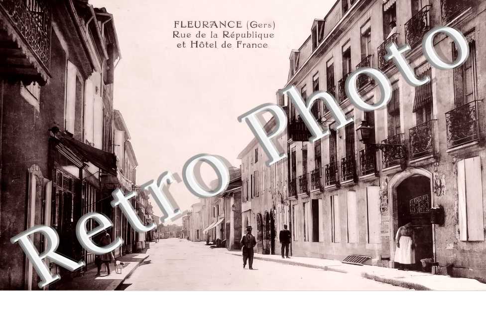rue de la République et Hôtel de France