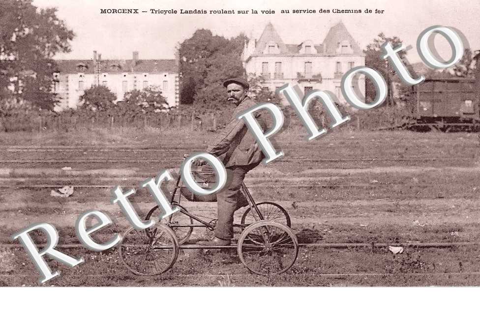 Tricycle Landais roulant sur la voie au service des chemins de fer
