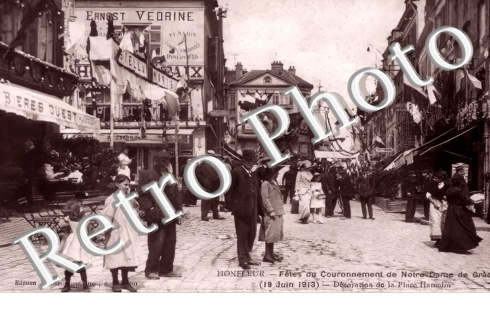 Décoration de la place Hamelin (19 juin 1913)