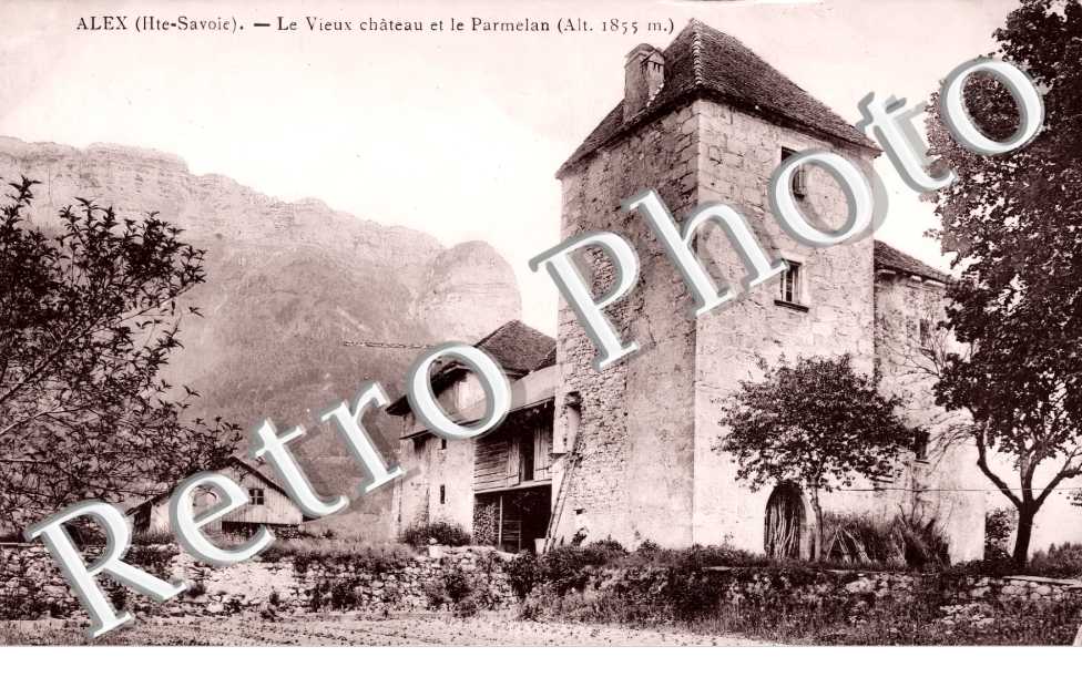 le Vieux Château et le Parmelan