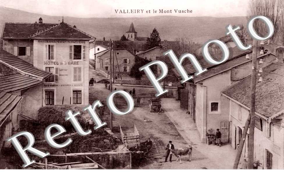 Valleiry et le Mont Vuache. Hôtel de la Gare