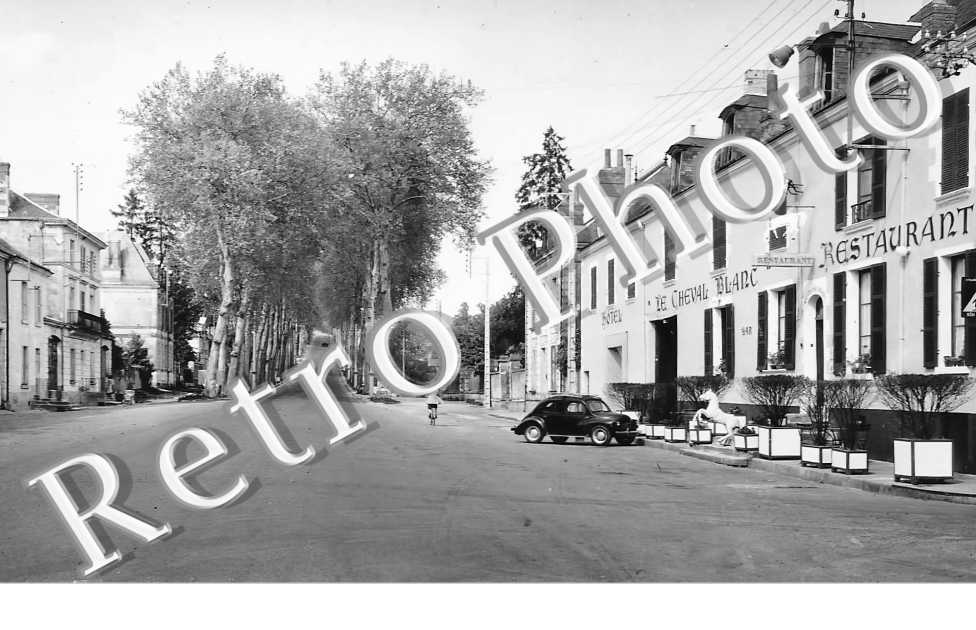 Hotel Restaurant Le Cheval Blanc. Route Nationale