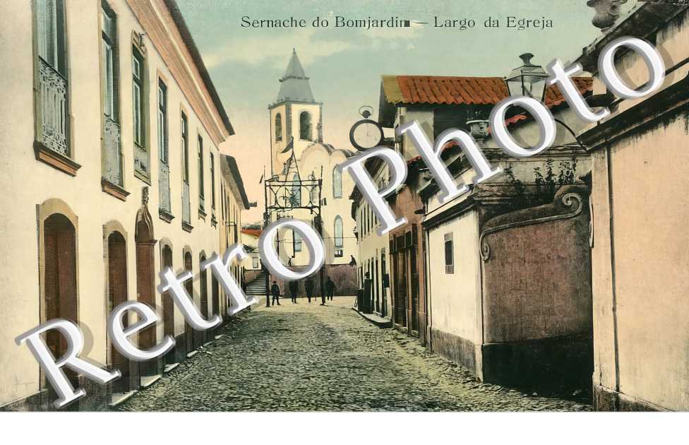 Sernache do Bomjardim. Largo da Egreja