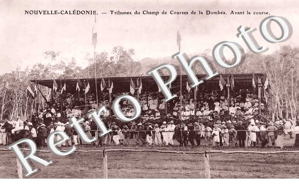 Tribunes du champ de courses de la Dumbéa.