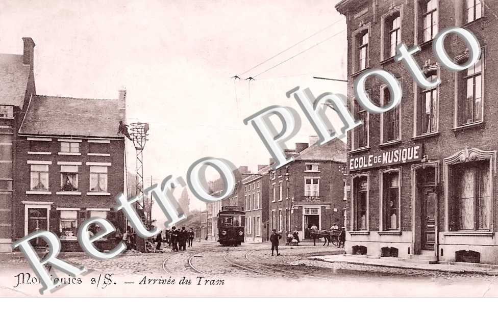 MONTIGNIES SUR SAMBRE Arrivée du tram
