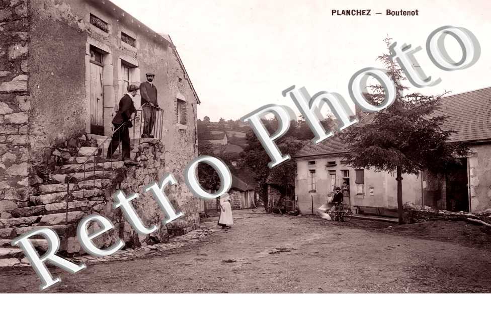 Boutenot. Le bourg.