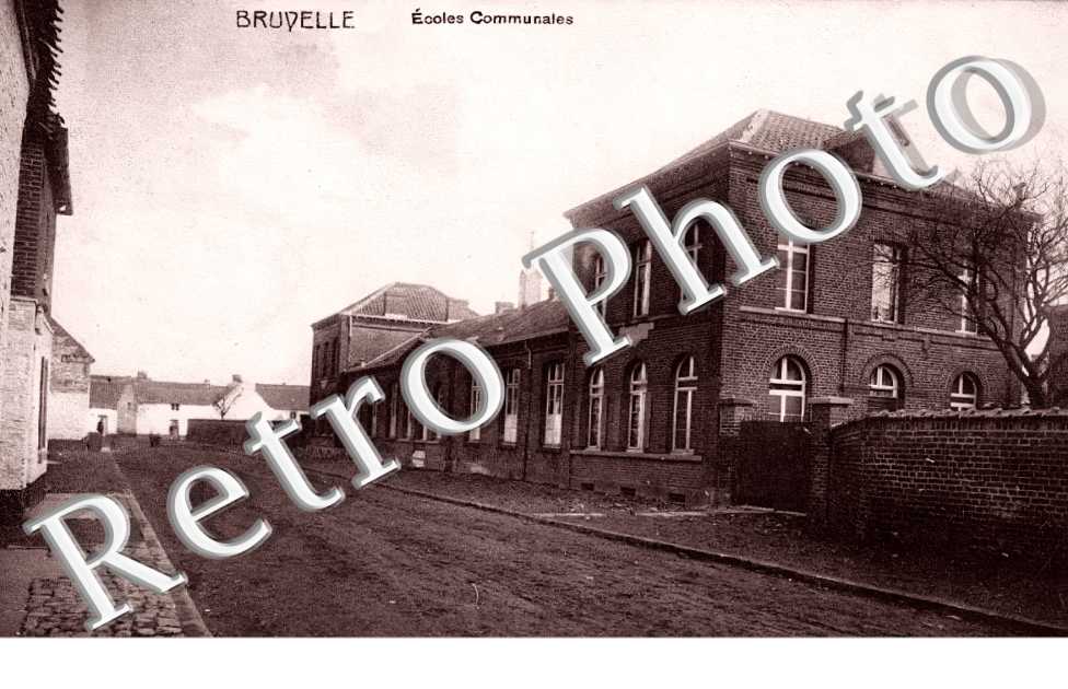 BRUYELLE.  Ecoles communales