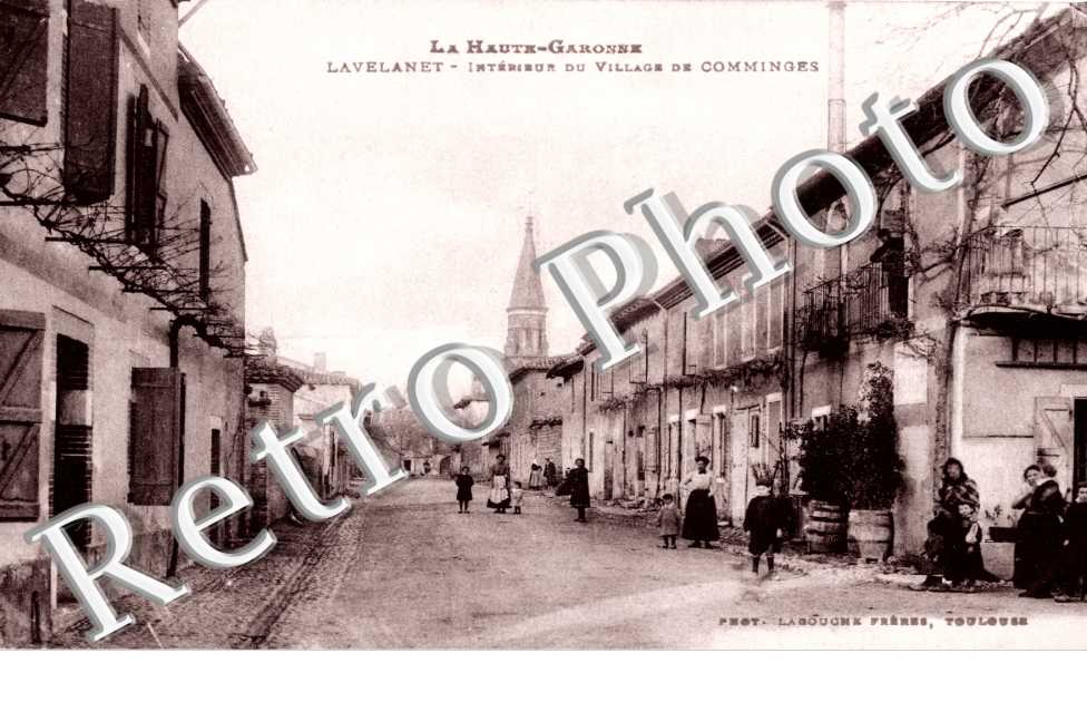 Intérieur du village