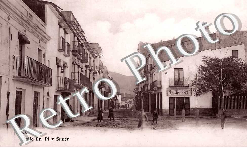Calle Dr. Pi y Suner. Restaurant.