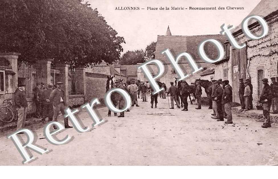 place de la mairie. Recensement des Chevaux