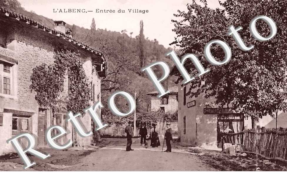 entrée du village 