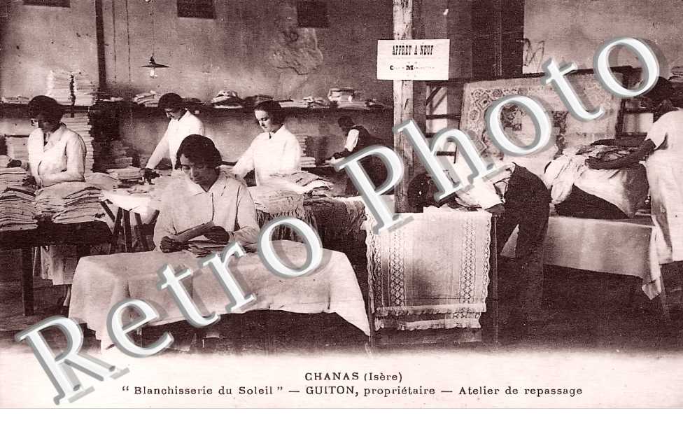 Blanchisserie du Soleil. Guiton propriétaire. Atelier de repassage