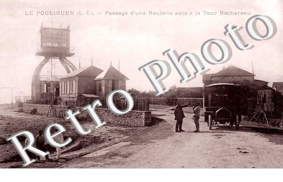 Passage d'une Roulotte auto à la Tour Rochereau