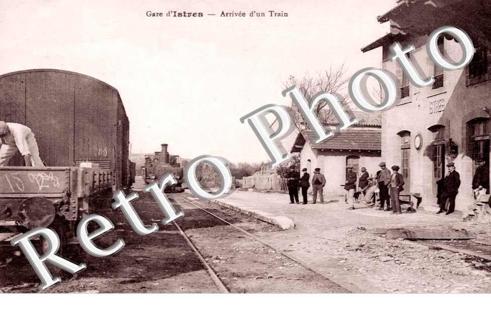 La gare, arrivée du train.