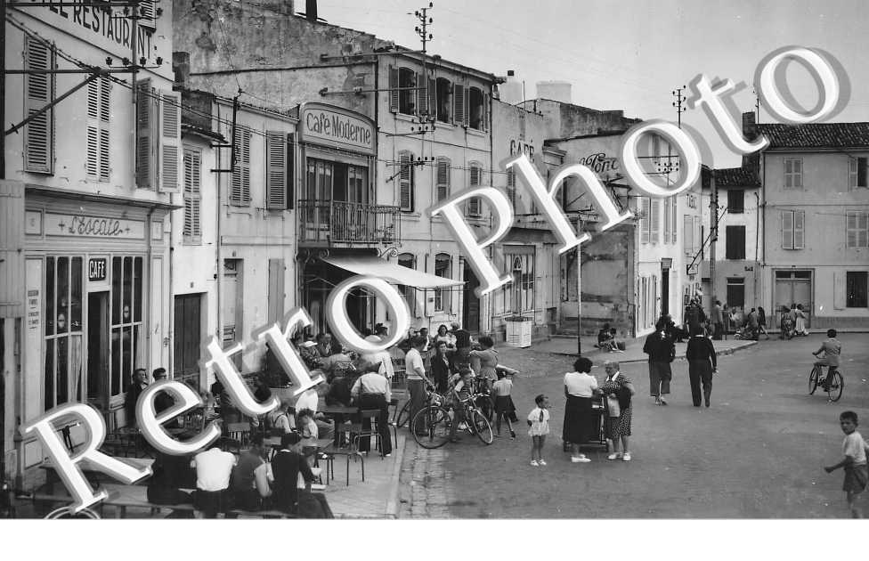 restaurant L'Escale. Café Moderne