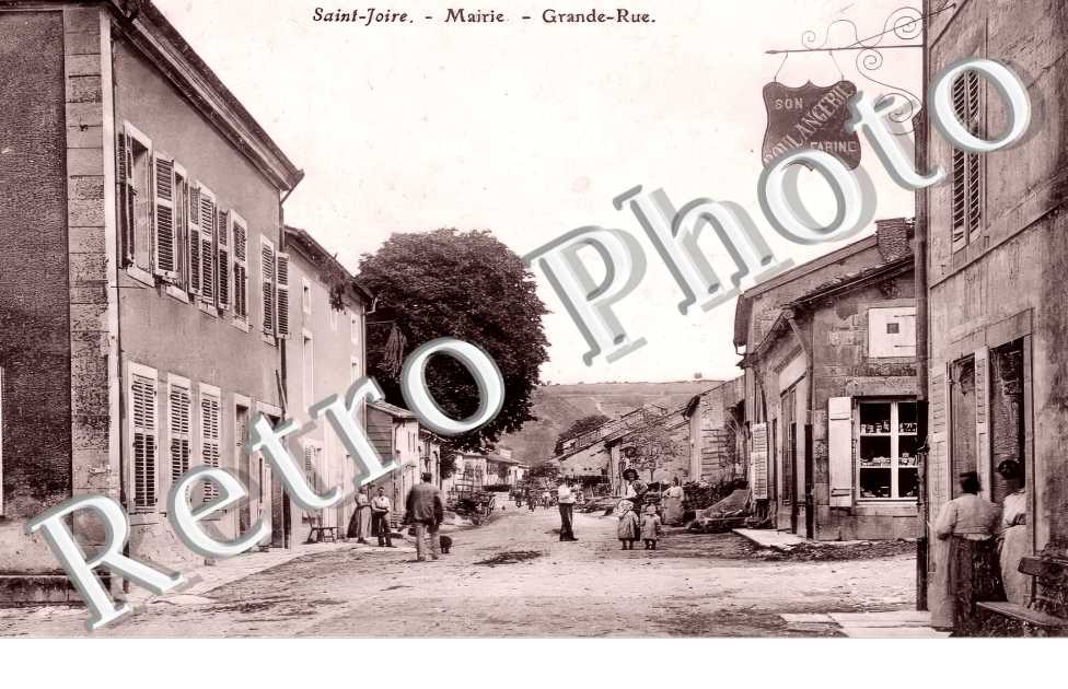 Mairie. Grande rue. Boulangerie