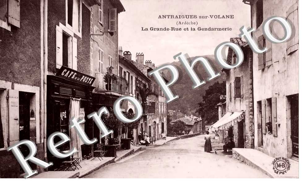 la grande rue et la gendarmerie